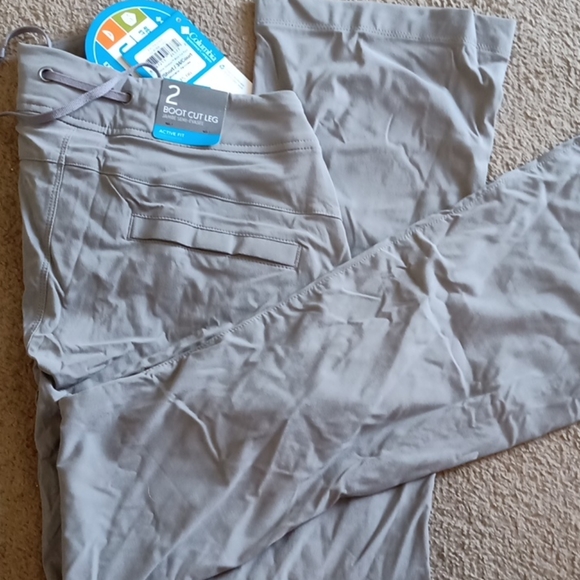 Columbia pants - Picture 2 of 3